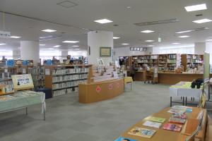 中央図書館の写真